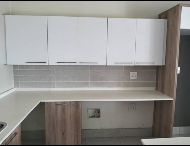 3 BEDROOM PROPERTY TO RENT IN LOUWLARDIA